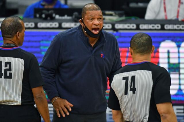 体育赛事-多人感染+球星隔离!NBA是否应该考虑封闭比赛?